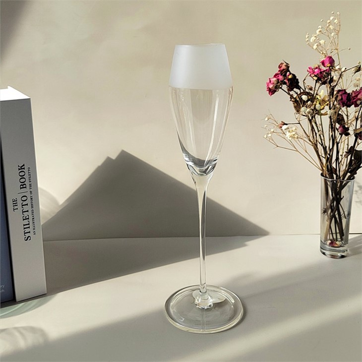 Tulip Cup Glass Cup Set